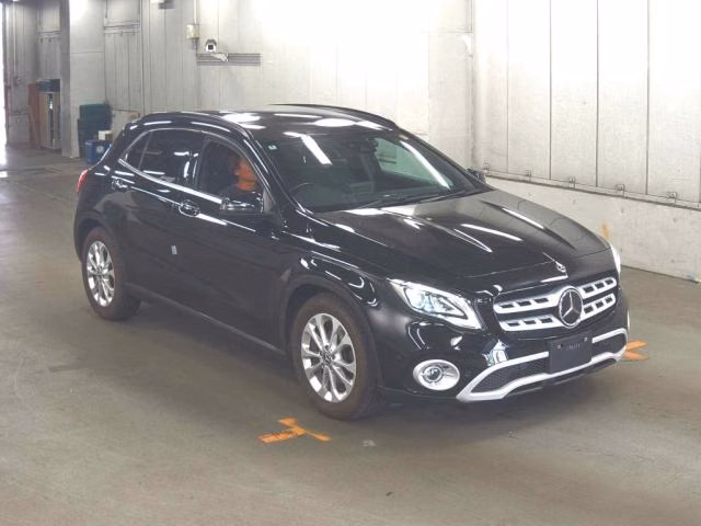 Mercedes-Benz GLA-Class