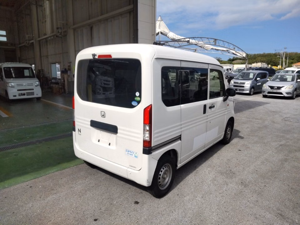 HONDA N-VAN