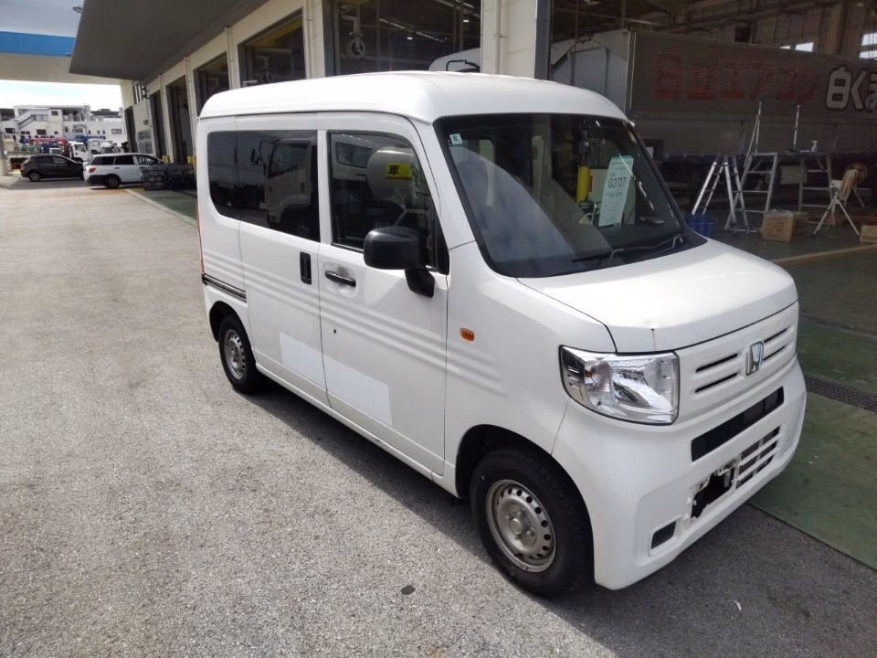 HONDA N-VAN