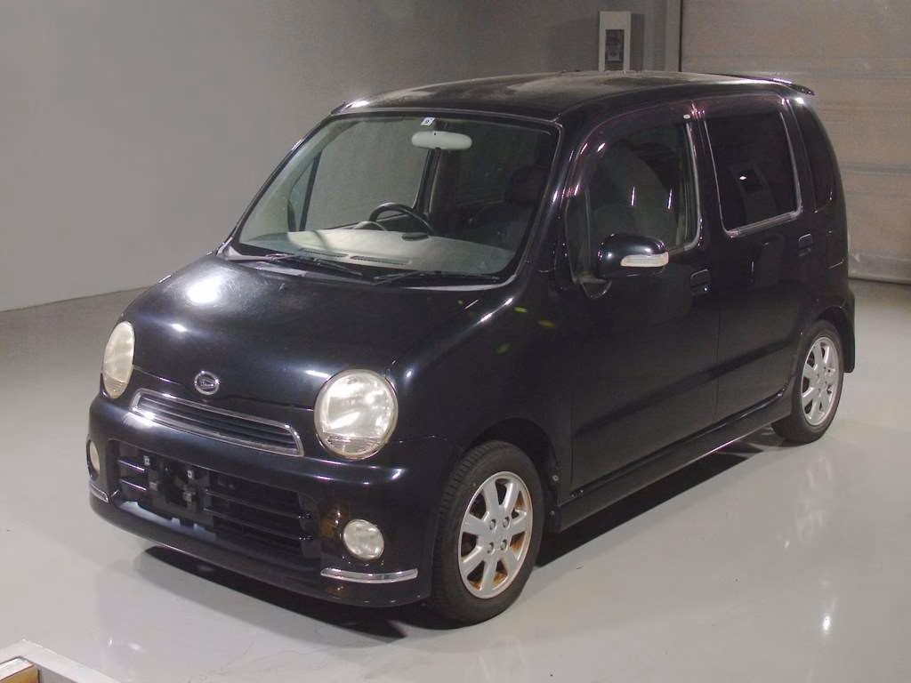DAIHATSU MOVE LATTE