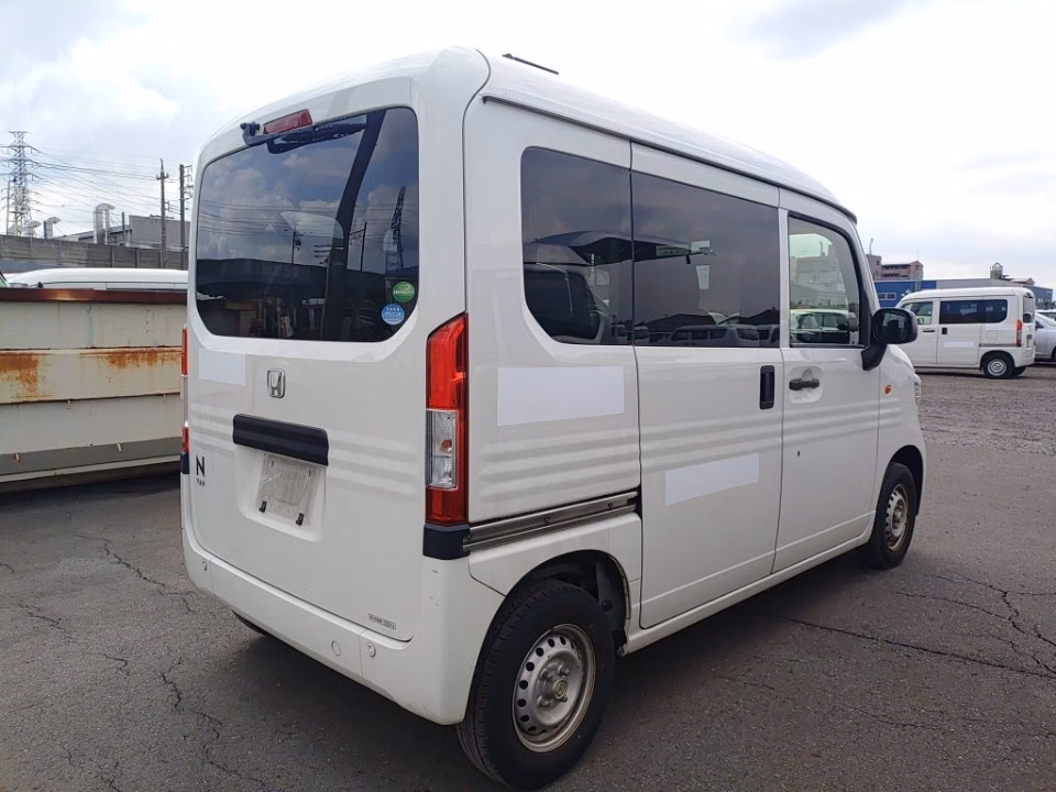 HONDA N-VAN