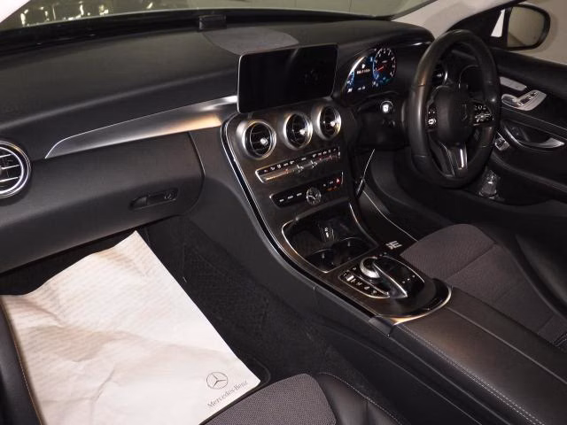MERCEDES-BENZ C-CLASS