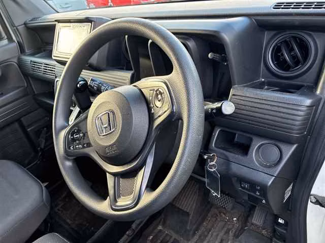 HONDA N-VAN