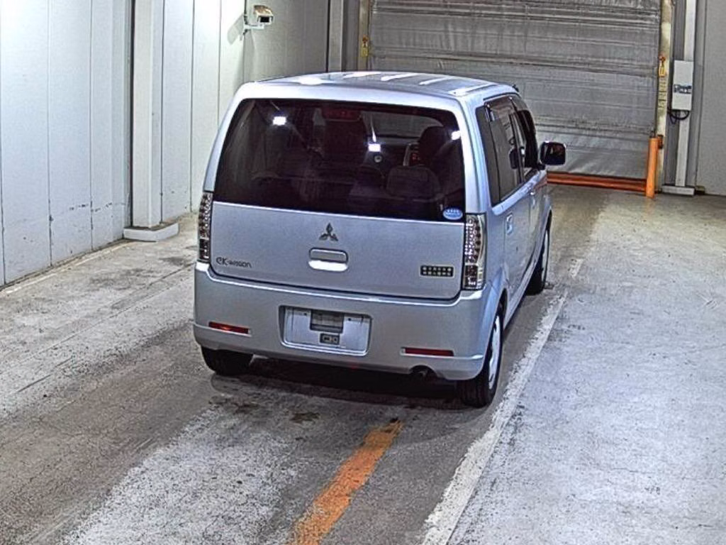 MITSUBISHI EK WAGON