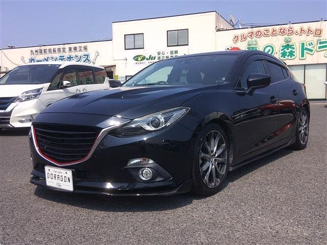 Mazda Axela