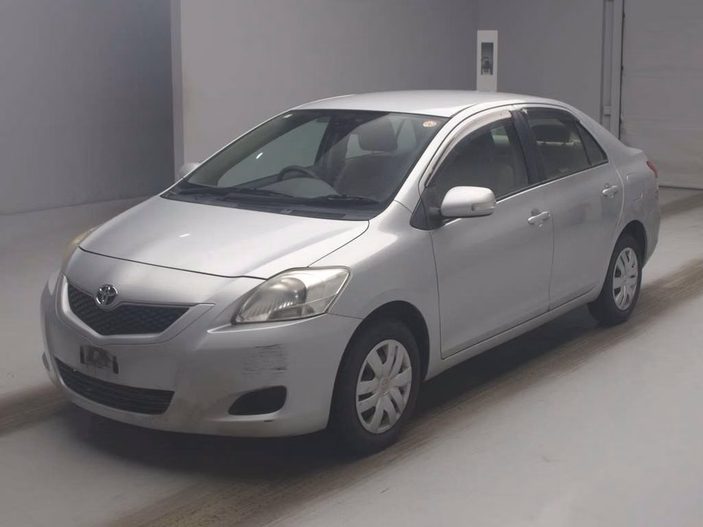 TOYOTA BELTA