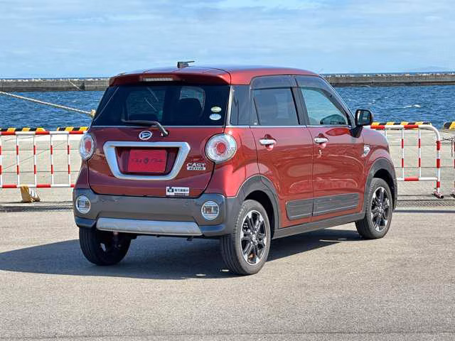 DAIHATSU CAST