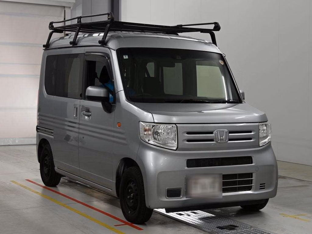 HONDA N-VAN