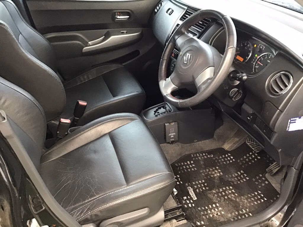 SUZUKI CERVO