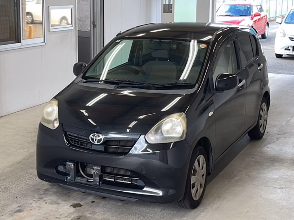 TOYOTA PIXIS EPOCH