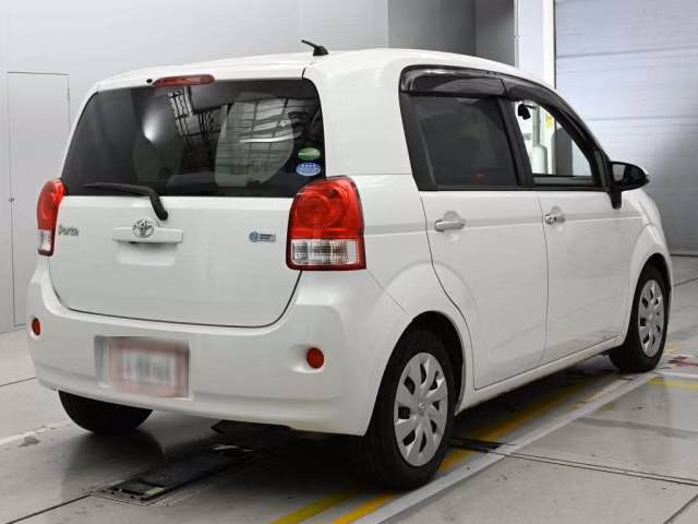 TOYOTA PORTE