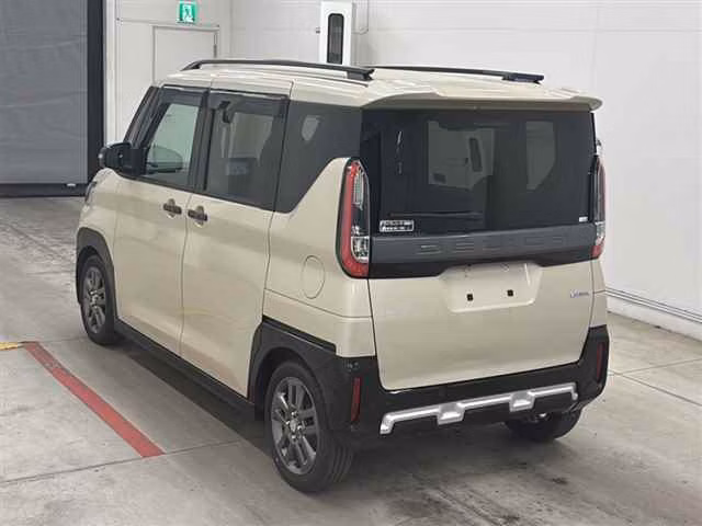 MITSUBISHI DELICA MINI