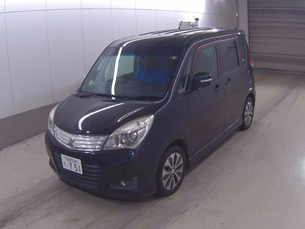 MITSUBISHI DELICA D:2