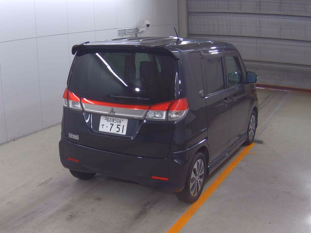 MITSUBISHI DELICA D:2