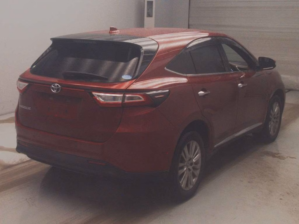 TOYOTA HARRIER