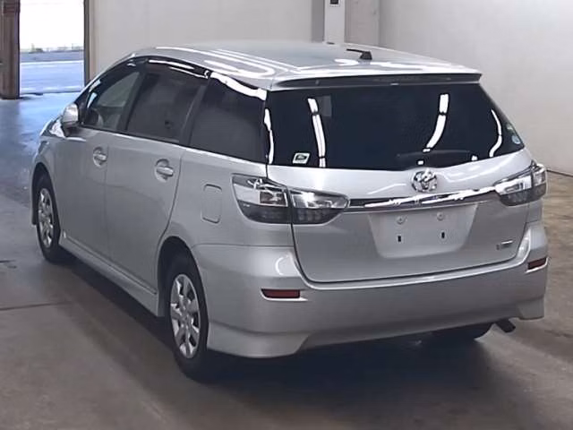 TOYOTA WISH