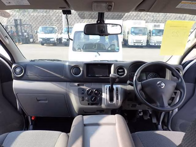 NISSAN NV350 CARAVAN