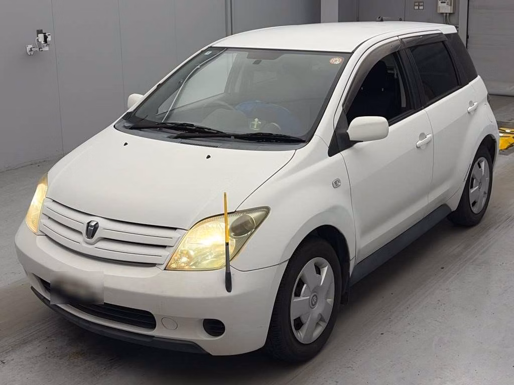 TOYOTA IST