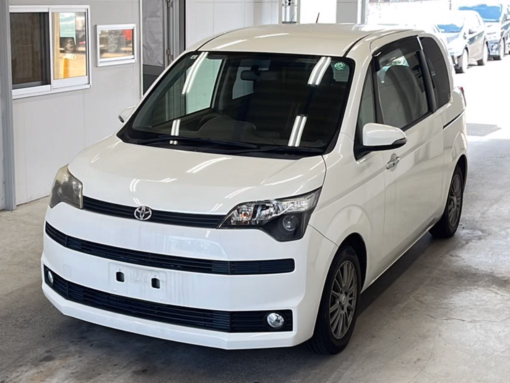 TOYOTA SPADE