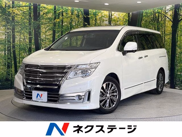 NISSAN ELGRAND