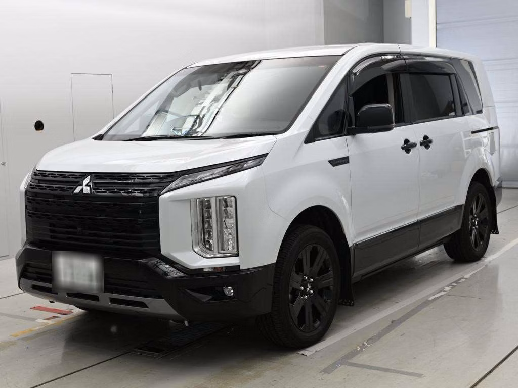 MITSUBISHI DELICA D:5