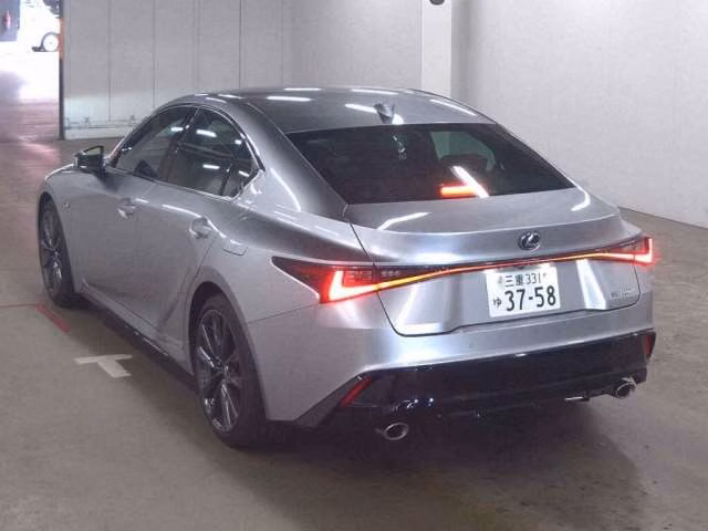 Lexus IS300