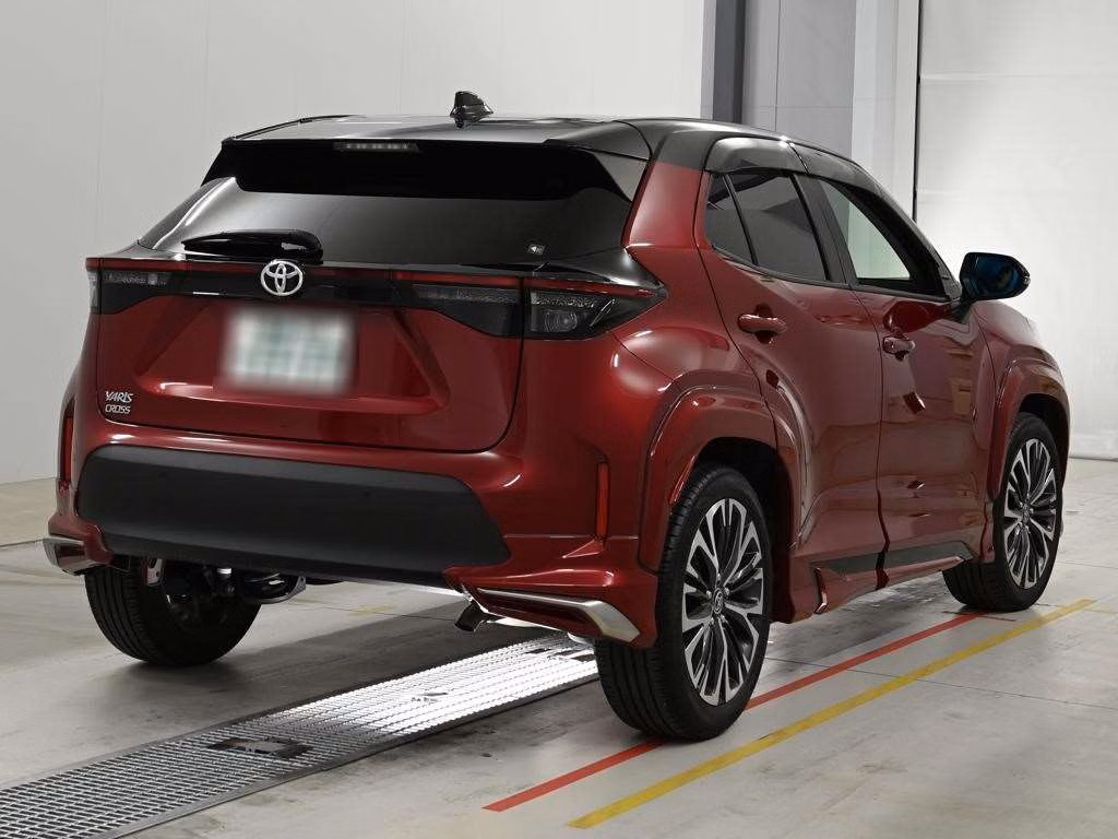 TOYOTA YARIS CROSS