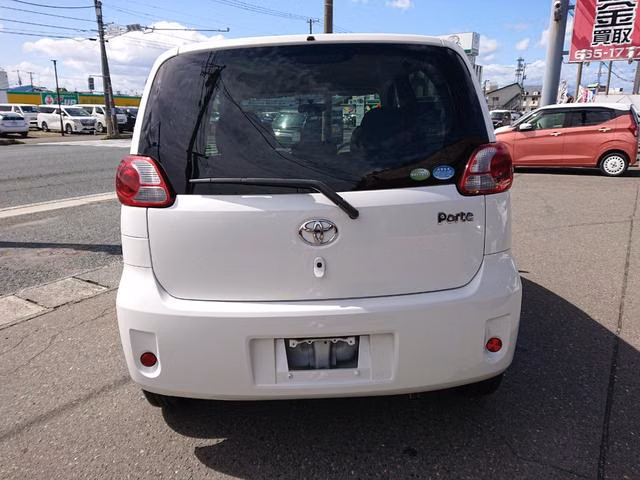 TOYOTA PORTE