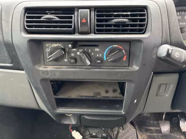 MITSUBISHI TOWN BOX