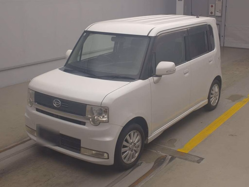 DAIHATSU MOVE CONTE