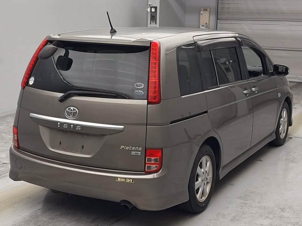 TOYOTA ISIS
