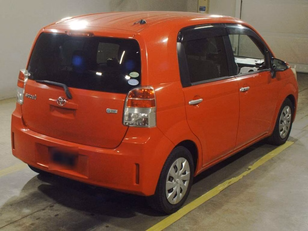 TOYOTA SPADE