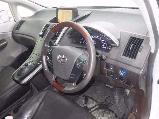 TOYOTA SAI