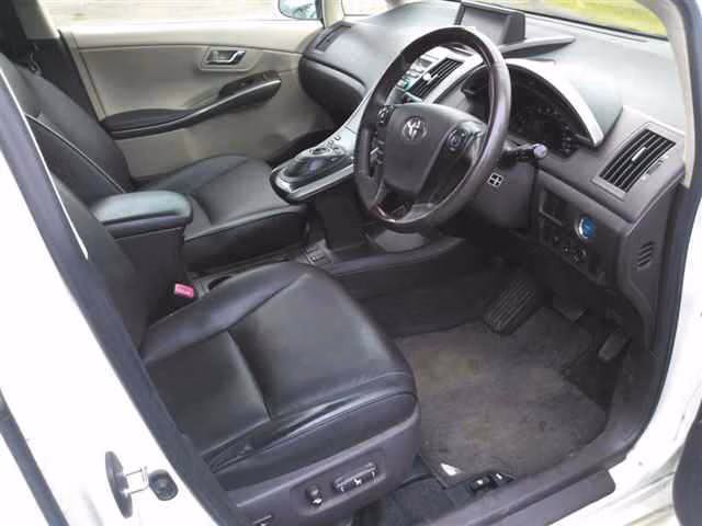 TOYOTA SAI