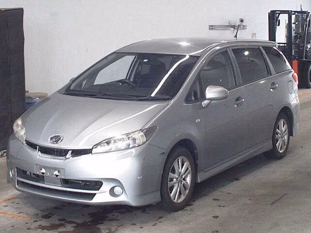 TOYOTA WISH