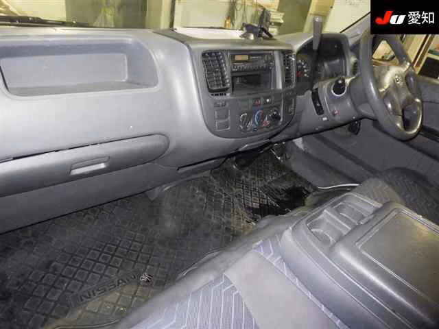 NISSAN CARAVAN