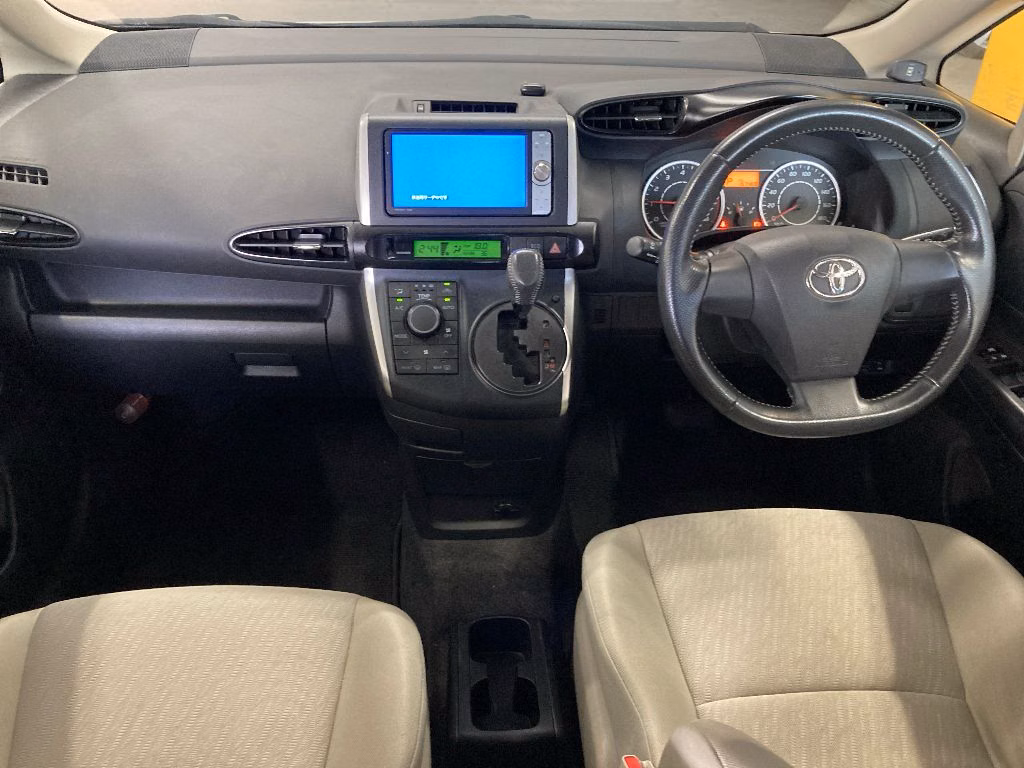 TOYOTA WISH