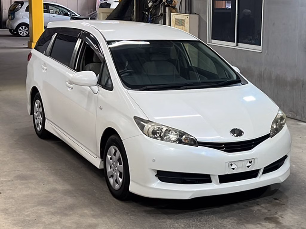 TOYOTA WISH