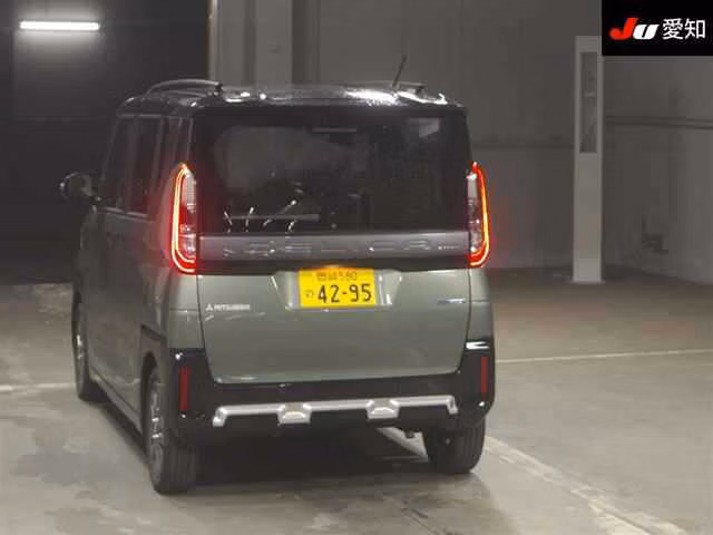 MITSUBISHI DELICA MINI