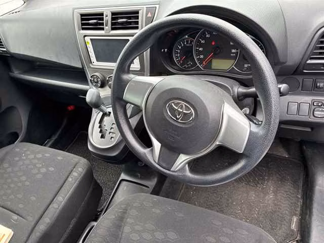 TOYOTA RACTIS