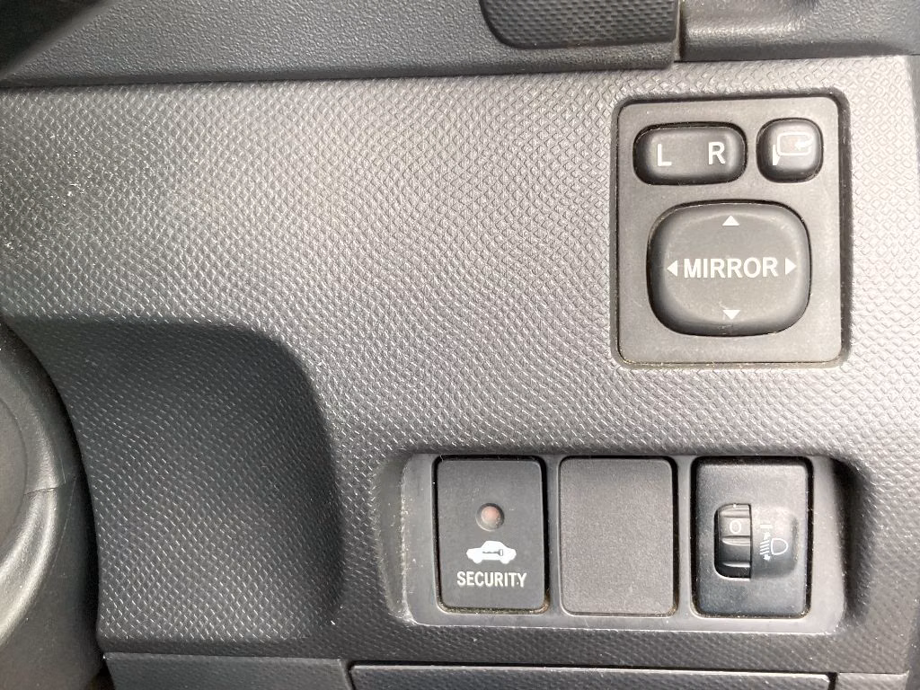 TOYOTA RACTIS