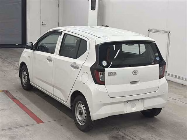 TOYOTA PIXIS EPOCH