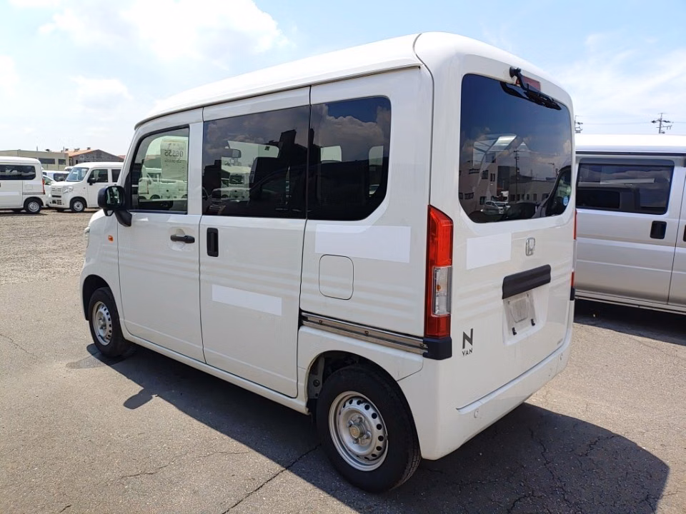 HONDA N-VAN