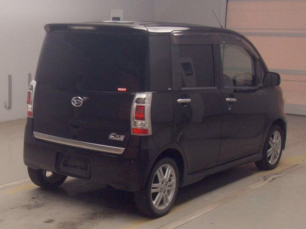 DAIHATSU TANTO EXE