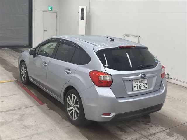 SUBARU IMPREZA