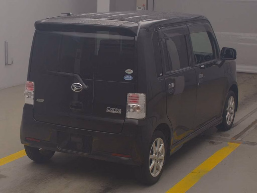 DAIHATSU MOVE CONTE