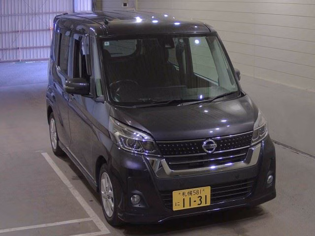 NISSAN DAYZ ROOX
