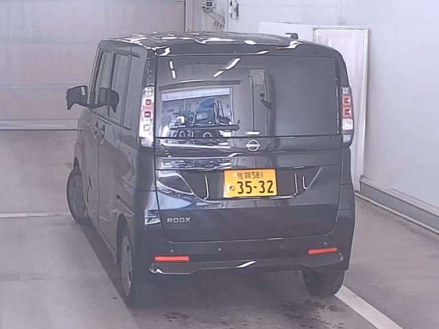 NISSAN ROOX