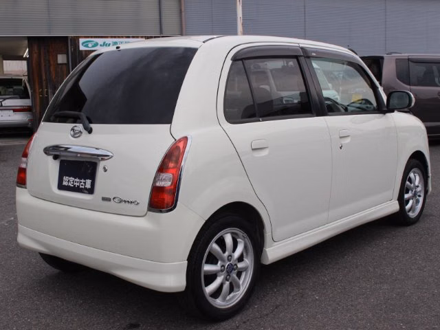 DAIHATSU MIRA GINO