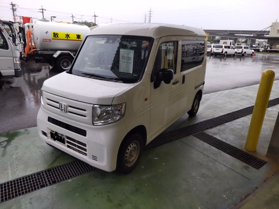 HONDA N-VAN
